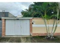 Casa ocupada com 174,96 m² construídos