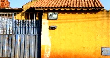 Casa residencial com 3 quartos, 2 banheiros, 1 vaga, 120m², ocupada