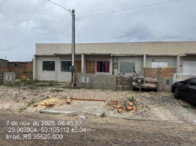 Casa com 2 Quartos e 1 Vaga em Imbé/RS
