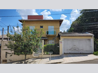 Casa Ocupada em Indaiatuba com 394m² de Terreno