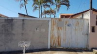 Casa padrão com 3 quartos, 1 banheiro, 69m² construída, ocupada