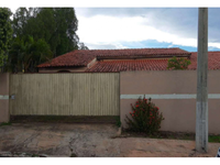 Casa com 200m² em terreno de 420m² em Coxim/MS