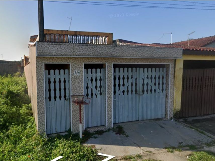 Casa assobradada ocupada com 159,21 m² construída
