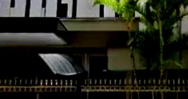 Garagem à venda em leilão - Ocupada e com direitos hereditários