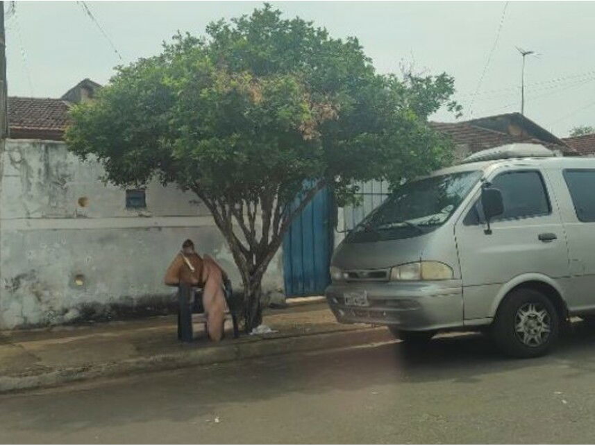 Casa com 2 dormitórios e 1 banheiro em Jardim Mario Antônio Marconi