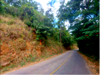 Chácara rural com 3,78 hectares, terreno em aclive, desocupada
