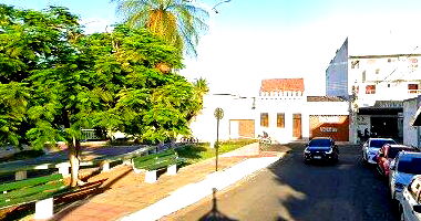 Terreno com 330m², lote 15, quadra 11, desocupado