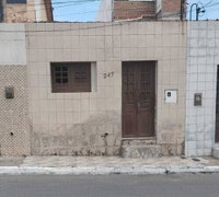 Casa Ocupada com 3 Quartos em Bezerros, PE