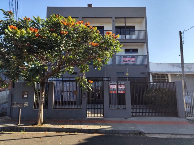 Imóvel Comercial com 450,89 m², 2 pavimentos