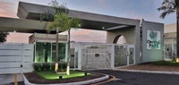Casa moderna com 3 quartos, 200m², piscina e garagem