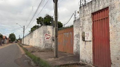 Lote residencial com 2.882m², em Imperatriz