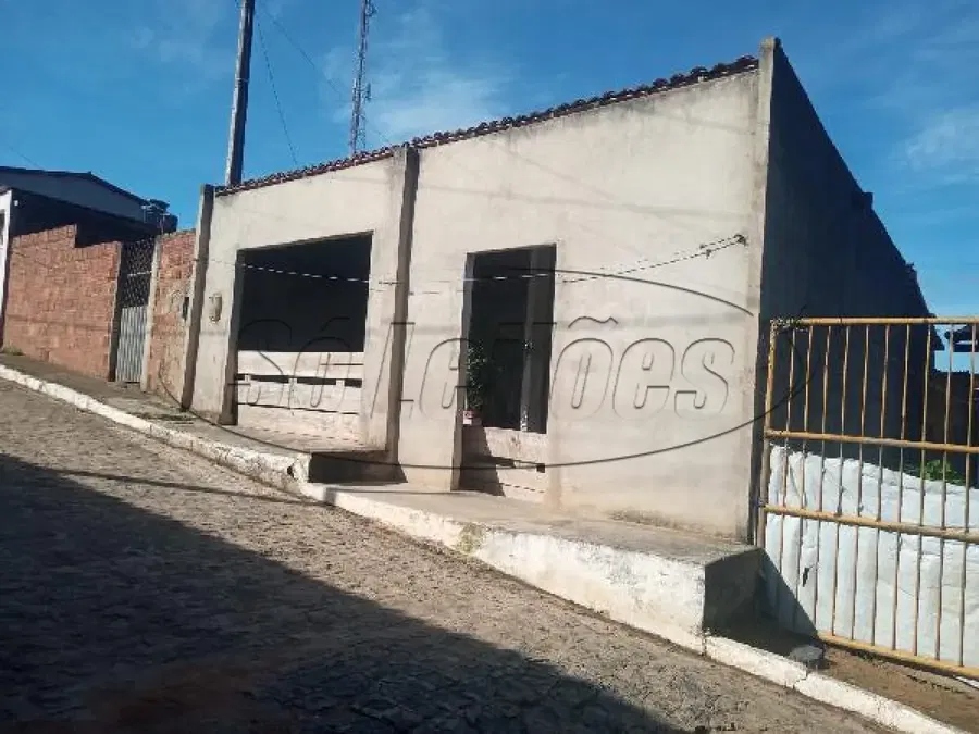 Casa em Cha de Alegria com 2 Quartos e 84m²