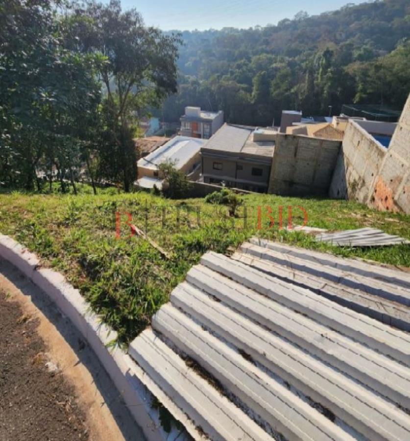 Terreno em condomínio com 259,11m² em Cotia/SP