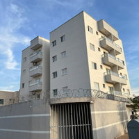 Apartamento com 2 Quartos e 1 Vaga em Uberlândia/MG