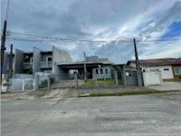 Casa com 3 dormitórios, 2 banheiros e 139,53 m² de área construída, ocupada