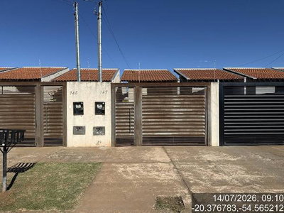 Casa com 2 Quartos e Varanda em Campo Grande