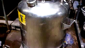 Tanque em aço inox 316 com tampa abaulada