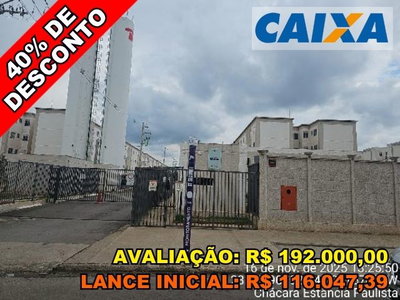 Apartamento com 2 quartos e vaga de garagem em Suzano