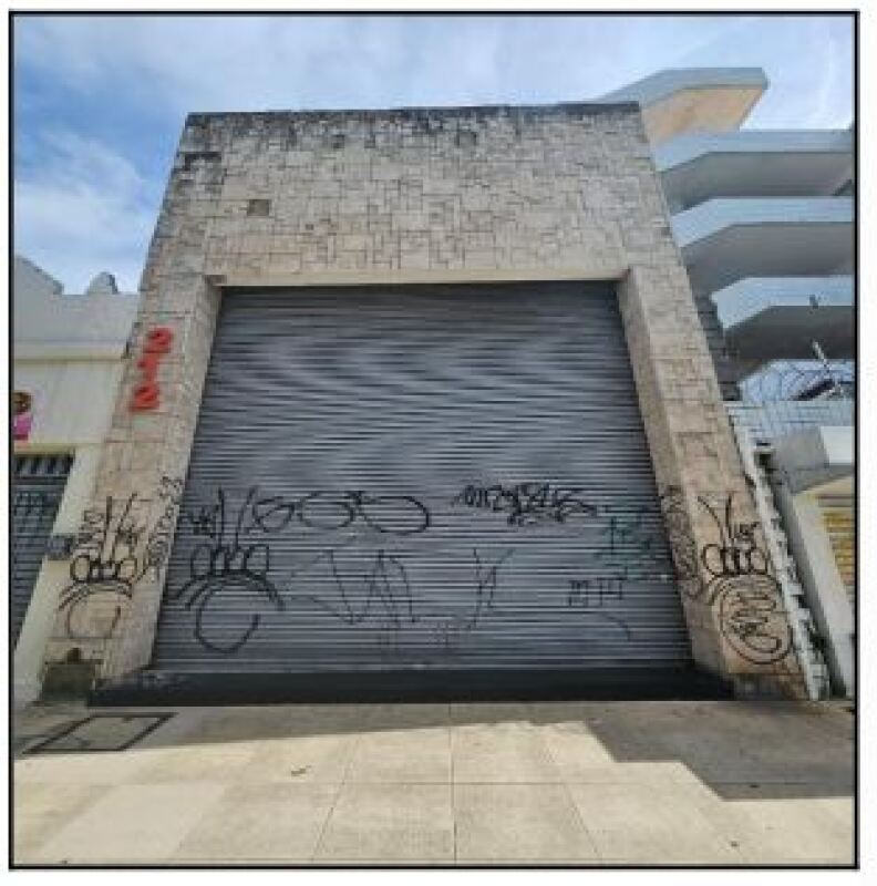Casa com 380m² em Fortaleza/CE - Área Privativa e Comercial
