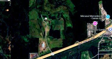 Duas áreas de terras com 2.500m² e 19.300m² em condomínio