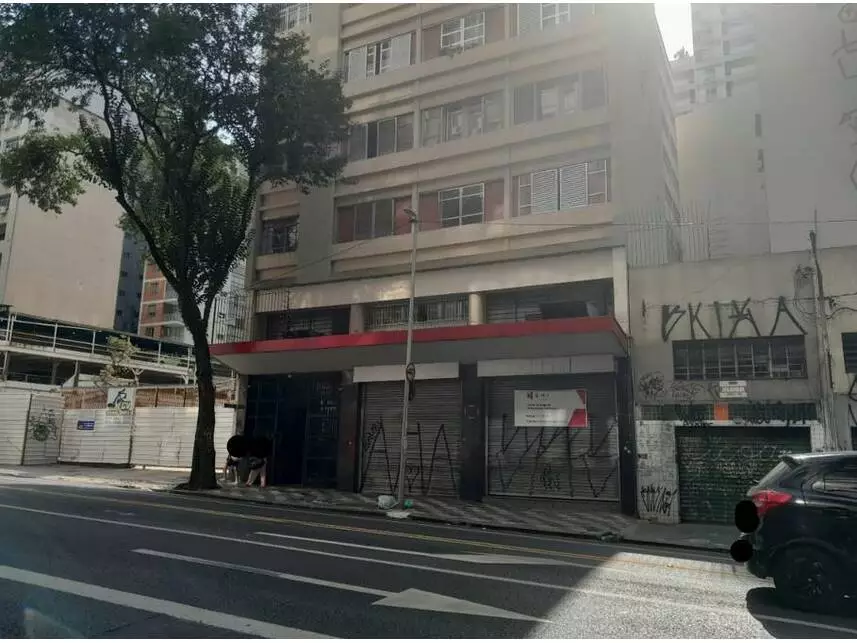 Ex-Agência Imponente em Leilão - Bela Vista, São Paulo