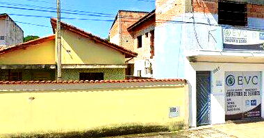 Terreno com Edificações em Pindamonhangaba - 250m²