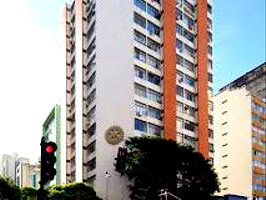 Andar comercial desocupado, 654m², 6 banheiros, 7 salas
