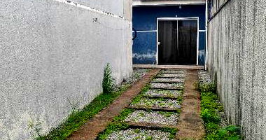 Casa com 2 quartos, 1 banheiro, 1 vaga e 56m² construída