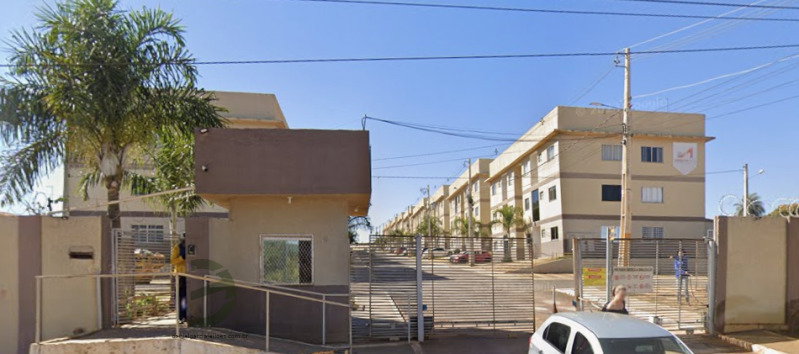Direitos Aquisitivos de Apartamento com Vaga de Garagem