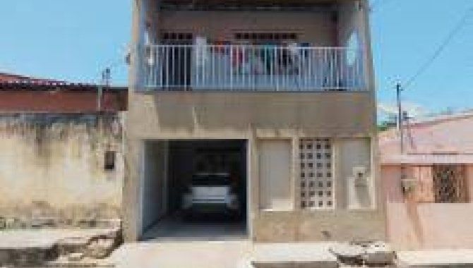 Casa com 4 quartos e 2 banheiros em Bacabal
