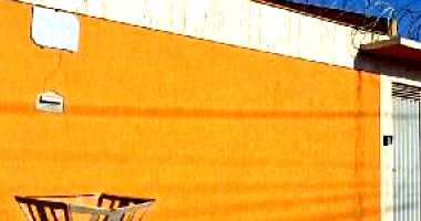 Casa em Inhumas com 3 Quartos e 153m² de Área Construída