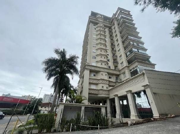 Loja Comercial Ocupada no Centro de Joinville
