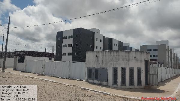 Apartamento 2 quartos, 2 banheiros, 1 vaga, 43m² privativos