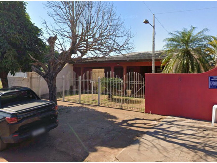 Casa com 184,96m² construída, 708,65m² de terreno, ocupada