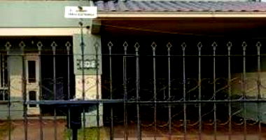 Casa geminada 2 dorms, 3 banheiros, 181,91m² desocupada