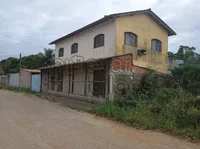 Edificação Comercial e Residencial com 3 Quartos em Aracruz