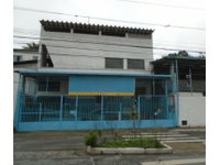 Espaçoso Imóvel Comercial com 766m² Construídos e