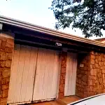 Casa aconchegante 2 quartos, 1 banheiro, 1 vaga, 61,73m² construída