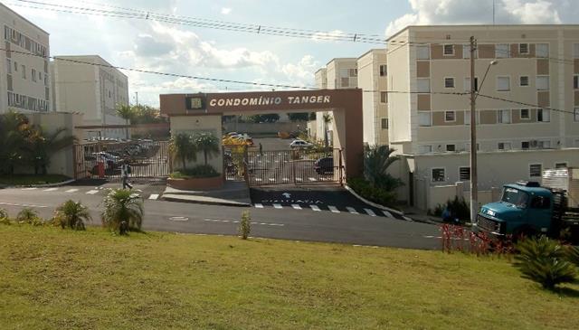 Apartamento com 1 quarto, 1 banheiro e vaga de garagem