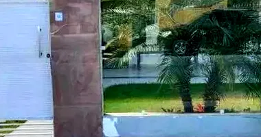 Casa em Leilão com 4 Quartos e 2 Banheiros em Campos dos Goytacazes