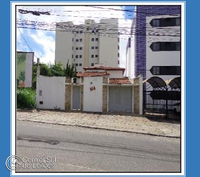 Casa em Vitória da Conquista com 432m² de terreno