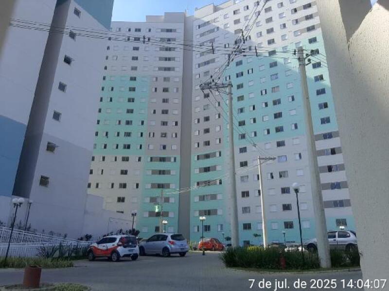 Apartamento com 2 quartos em Ferraz de Vasconcelos/SP