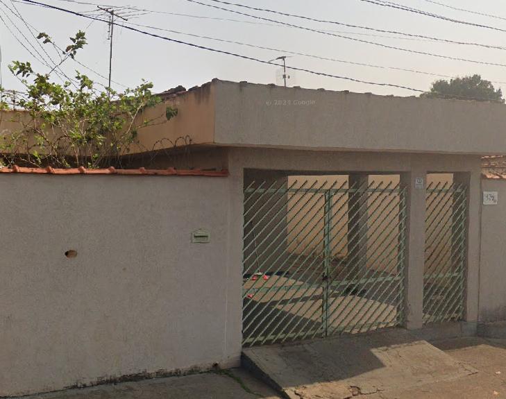 Casa com 3 quartos, 1 banheiro, 106m² construída, ocupada