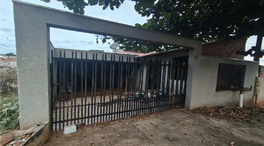 Casa de Esquina com 116m² em Condomínio