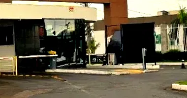 Casa Ocupada no Condomínio Terra Nova com 3 Dormitórios