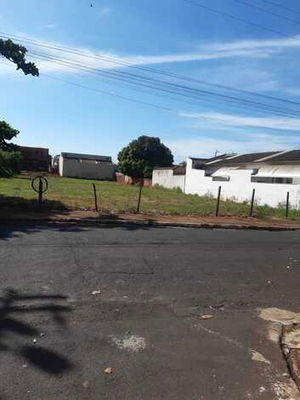 Terreno Retangular de 242m² em Onda Verde/SP