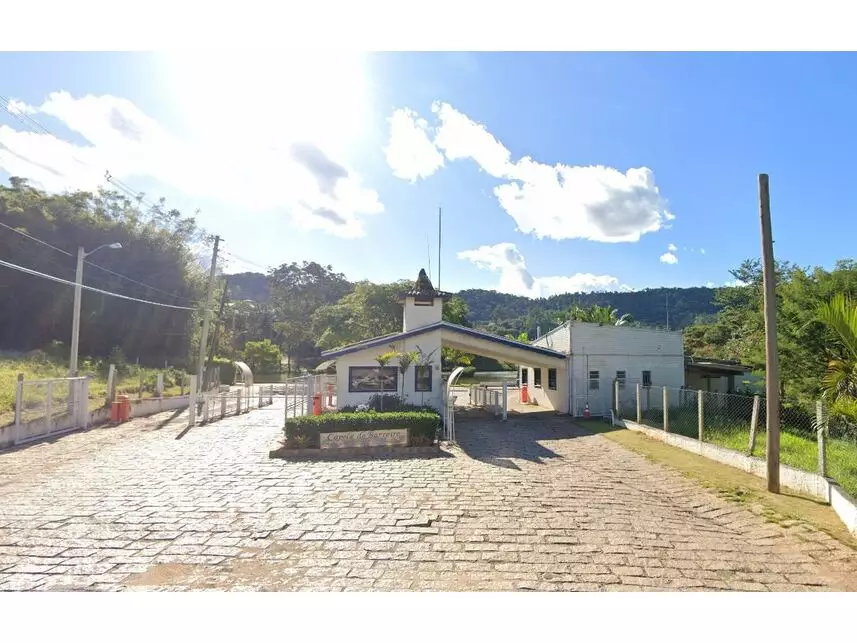 Terreno em Capela do Barreiro com 2001 m²