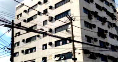 Sala Comercial com Área Útil de 79.90 m² em Santos/SP