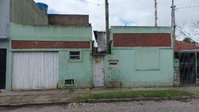 Casa em Rio Grande / RS com 2 quartos e 1 vaga