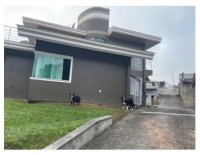 Terreno com casa e galpão em Jaraguá do Sul